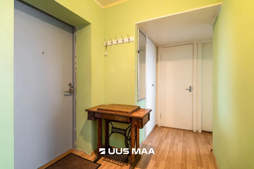 Entrée - Two-Bedroom Penthouse with Balcony in Viljandi