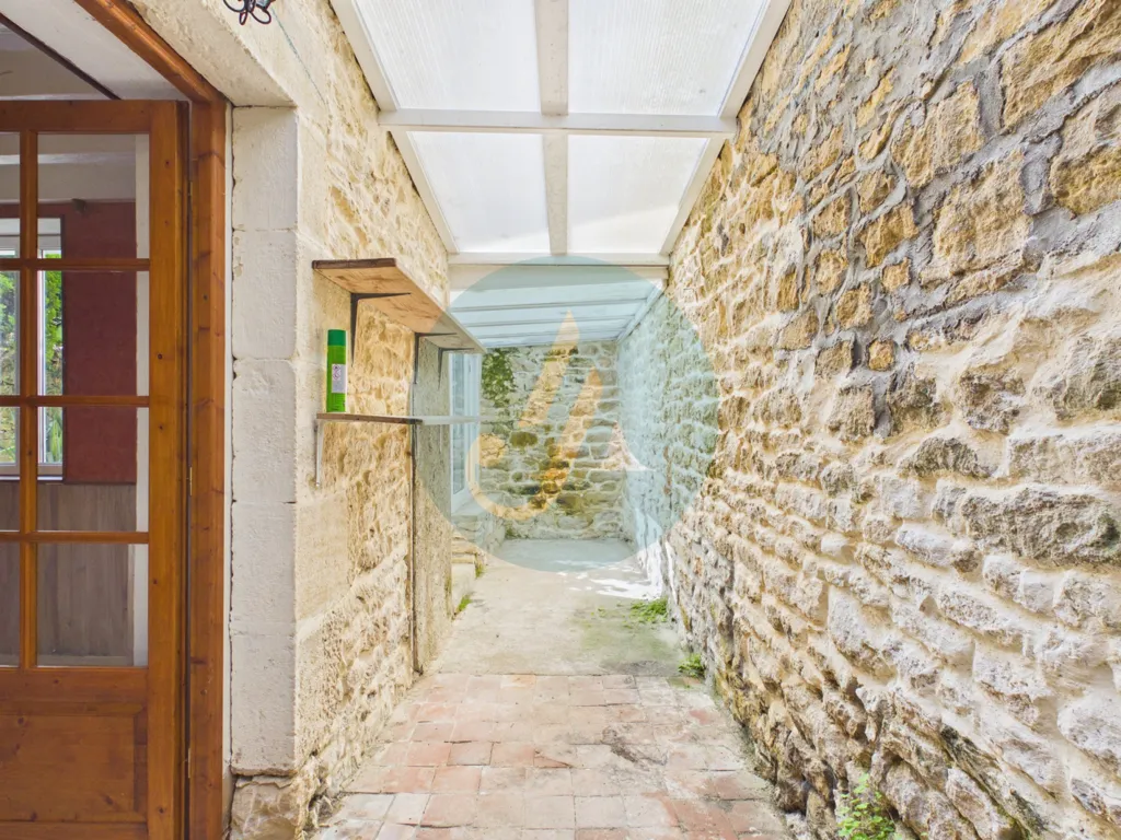 Aed - Character House with Garden in Narcy