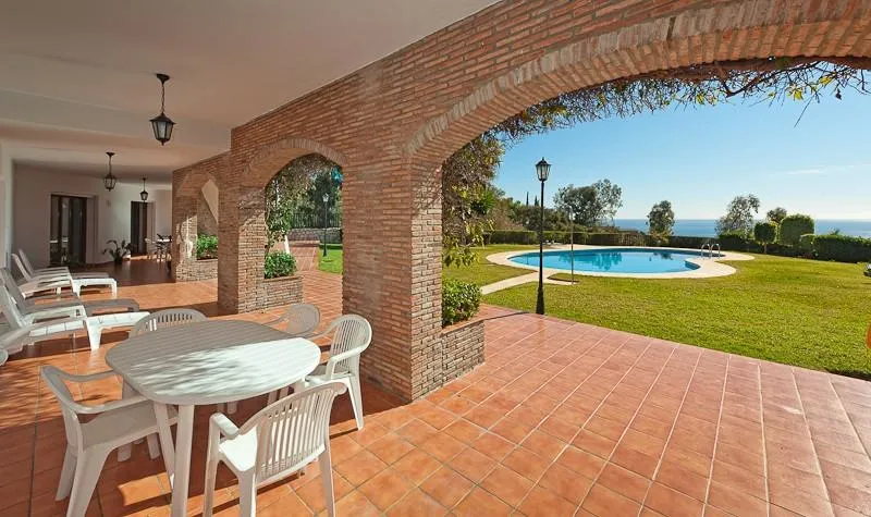 Bassein - Villa with Sea Views in Benalmádena