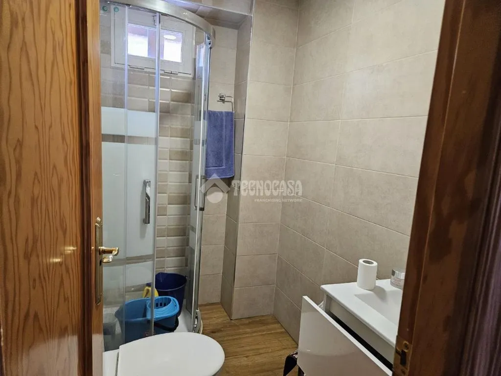 Vannitoad - Completely Renovated Flat with Balcony in Zaidín