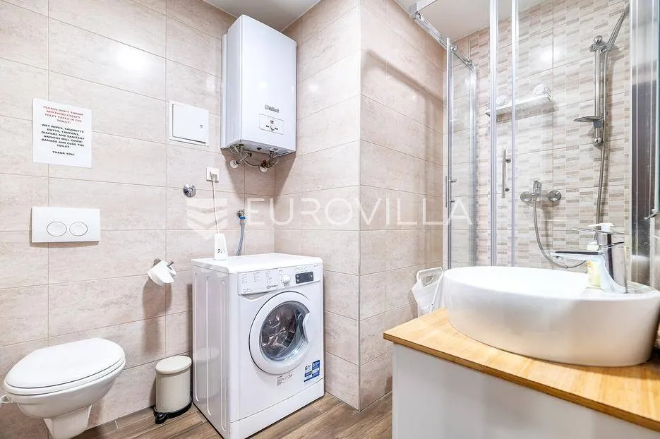 Bagni - Functional Two-Bedroom Flat in Maksimir, Zagreb