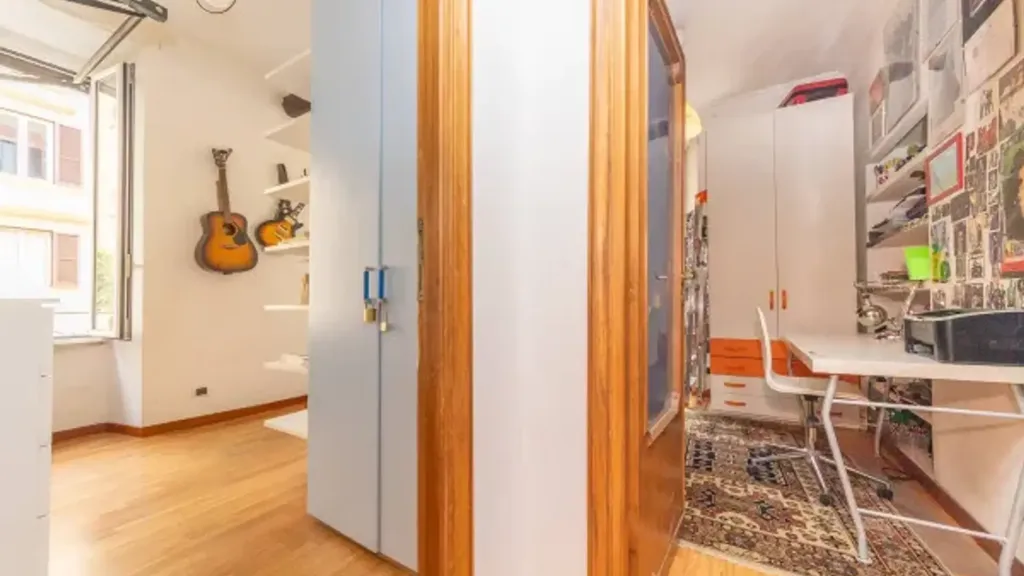 Magamistoad - Apartment with Balcony in Rome's Historic Centre