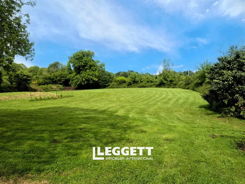 Jardin - Complexe de Maisons en Pierre avec Terrain à Loguivy-Plougras