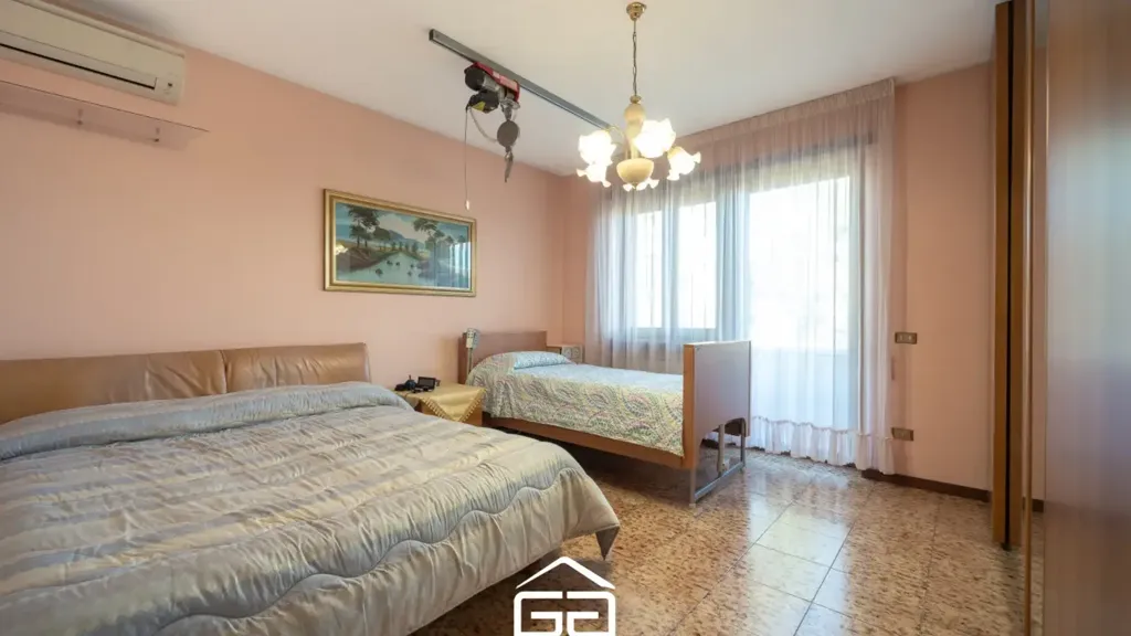Magamistoad - High-Efficiency Villa with Garden in Malo