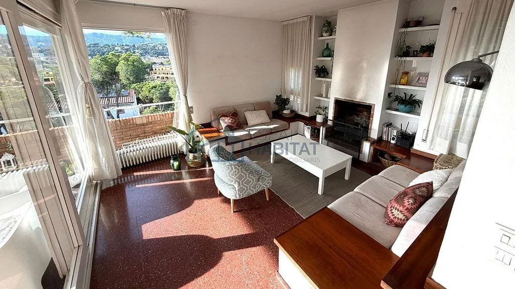 Elutuba - Chalet with Sea View in Cabrils