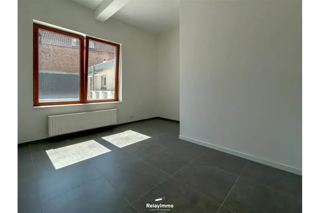 Pièces - Appartement Rénové en Centre-ville à Tournai