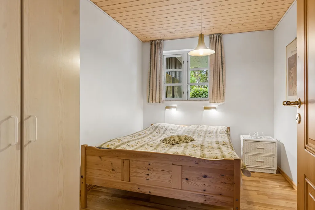 Bedrooms - Cottage with Limfjorden View in Løgstør