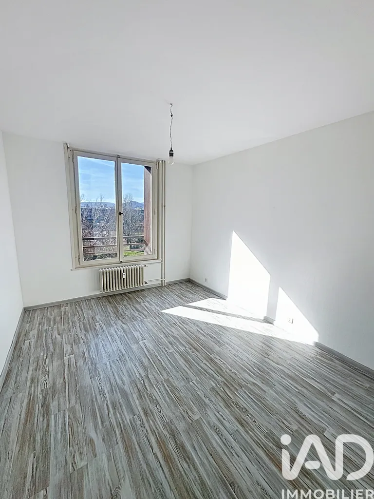Pièces - Appartement avec Balcon à Annemasse