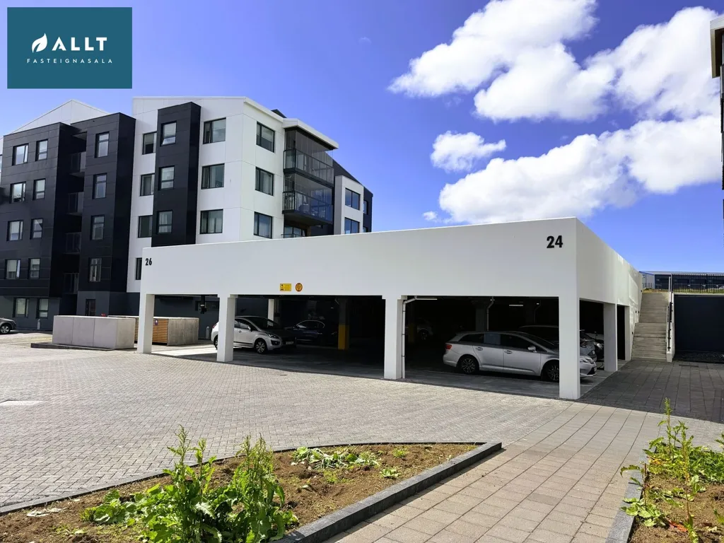 Välivaade - Modern Apartment with Balcony in Reykjanesbær