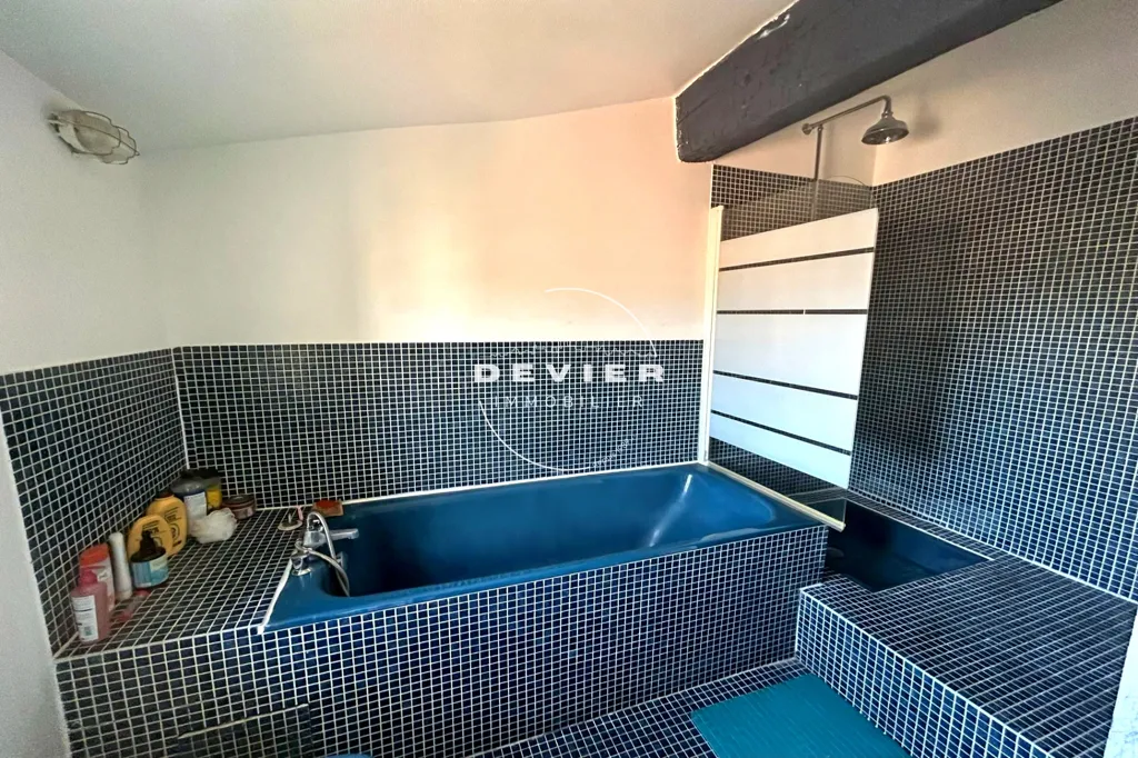 Vannitoad - Charming Townhouse in Montpellier's Historic Centre