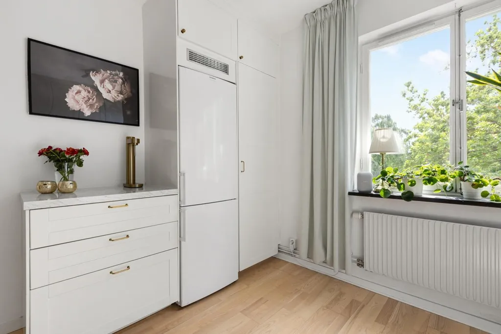 Magamistoad - Apartment with Balcony in Sundbyberg