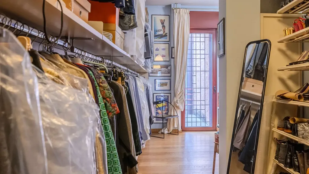 closet_dressing