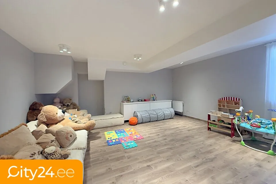 Pièces - Commercial Space with Flexible Layout in Riga