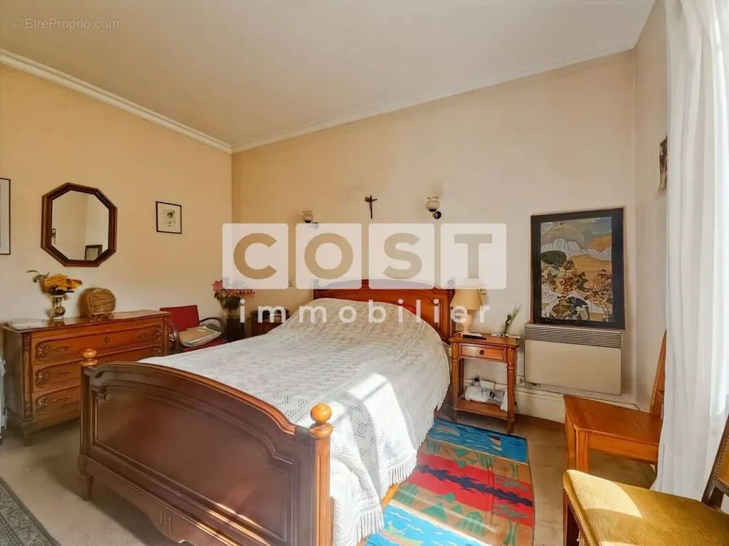 Chambres - Appartement Traversant au Calme à Asnières-sur-Seine