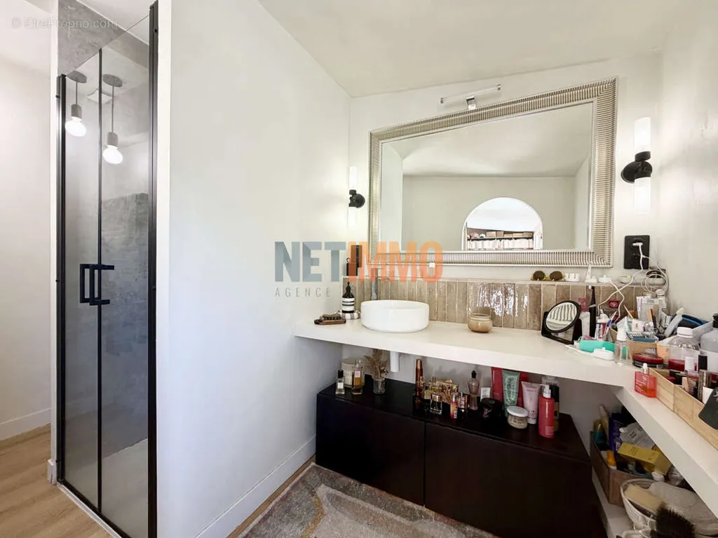 6-room house in Vauvert