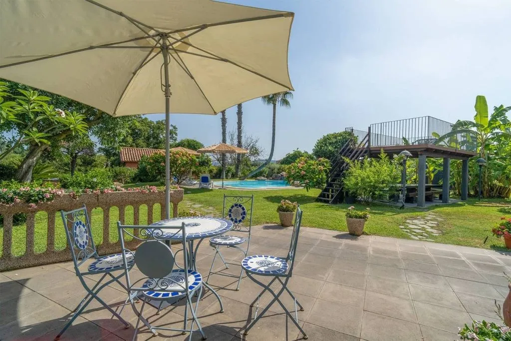 Terrass - Luxury Villa with Pool in Acireale, Sicily