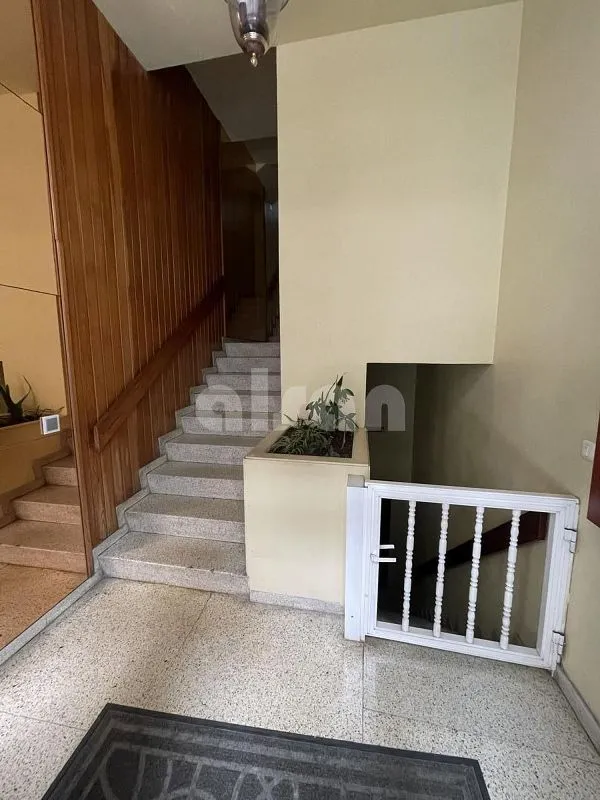 Pièces - Apartment with Large Windows in Vigo