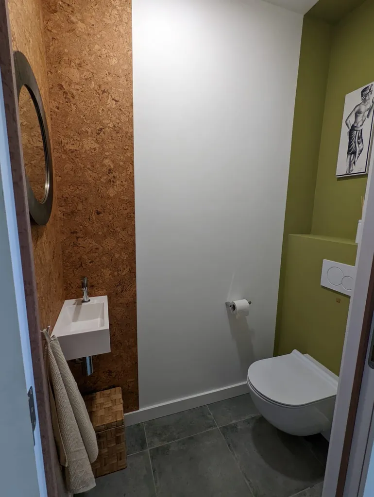 Vannitoad - Dak Apartment with Terrace in Diest
