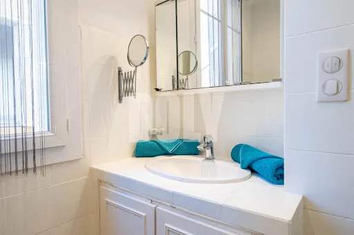 Vannitoad - Luxury Apartment with South-North View in Saint-Raphaël