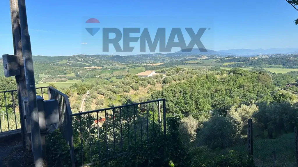 Aed - Semi-detached House with Panoramic Terrace in Perugia