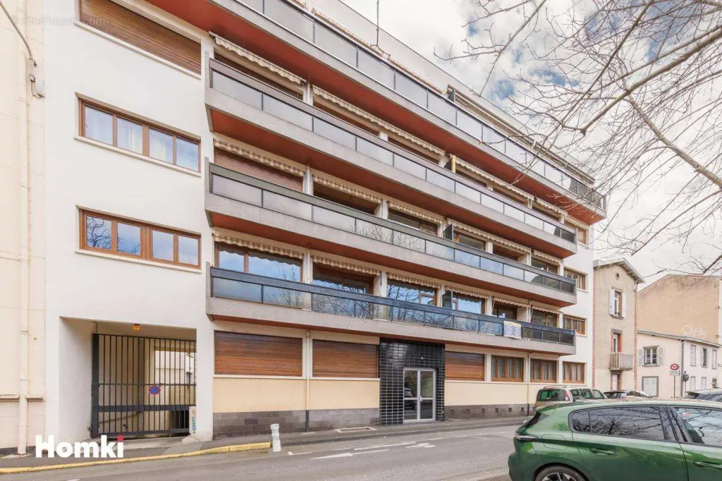 Välivaade - Bright 3-Bed Apartment with Balcony in Clermont-Ferrand