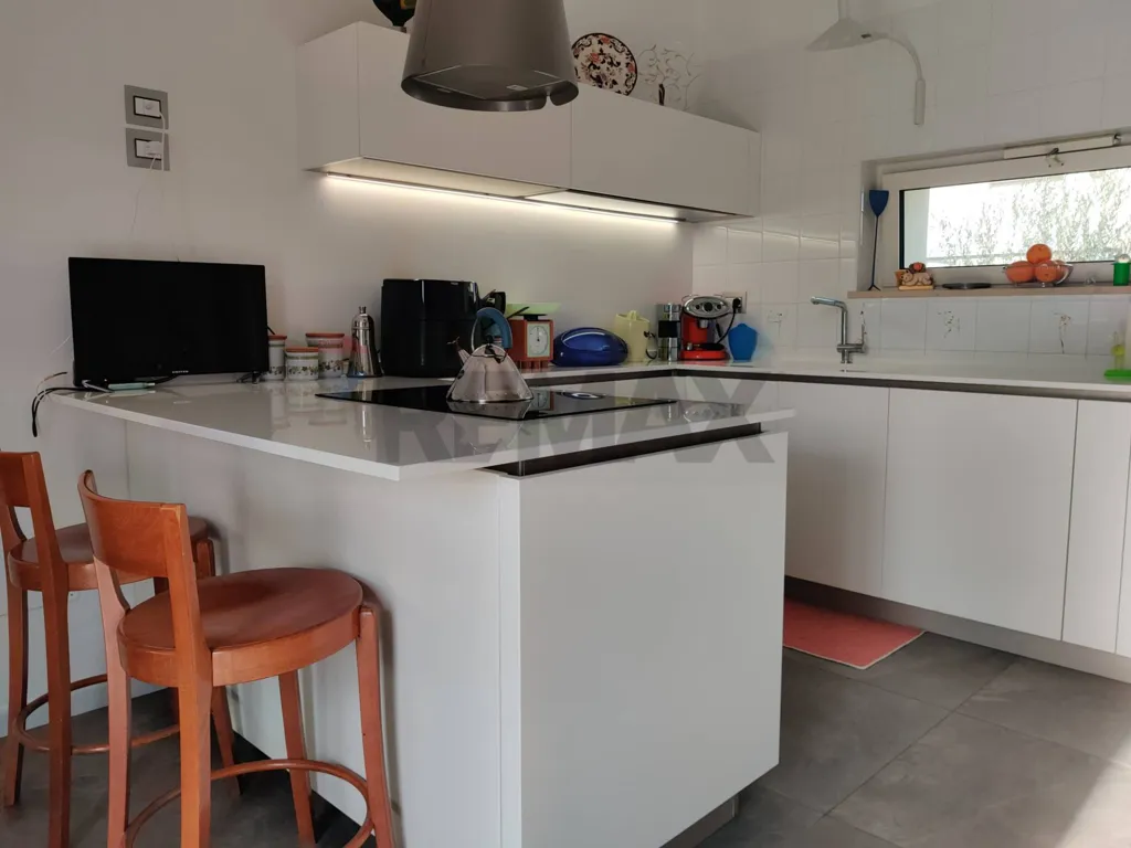 Cuisine - Rustic Villa with Solar Panels in Manfredonia