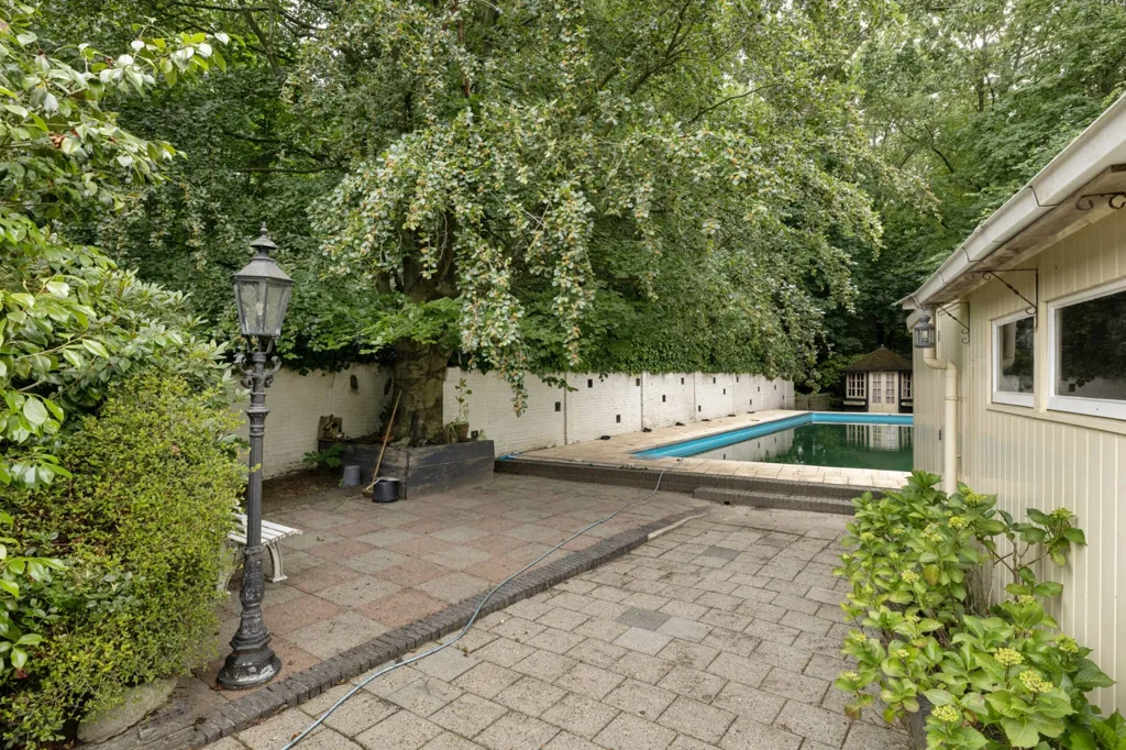 Bassein - Free-Standing House with Garden in Breda