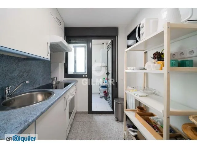 Cuisine - Modern Flat with 2 Bedrooms in Palacio, Madrid