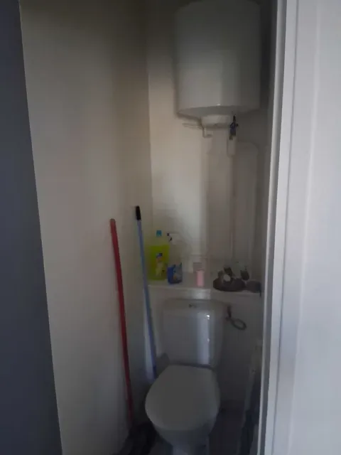 Salles de bain - Studio Meublé dans le Quartier St Martin d'Etampes