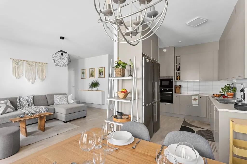 Sala da pranzo - Apartment with Large Terrace in Järfälla