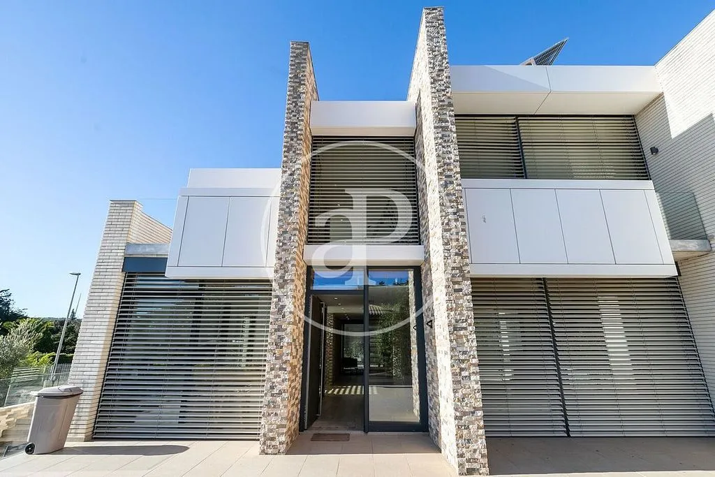 Extérieur - Contemporary Villa with Pool in Begues