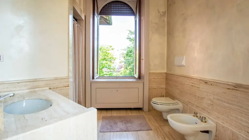 Bathrooms - 1920s Villa with Garden in Vigevano Centre