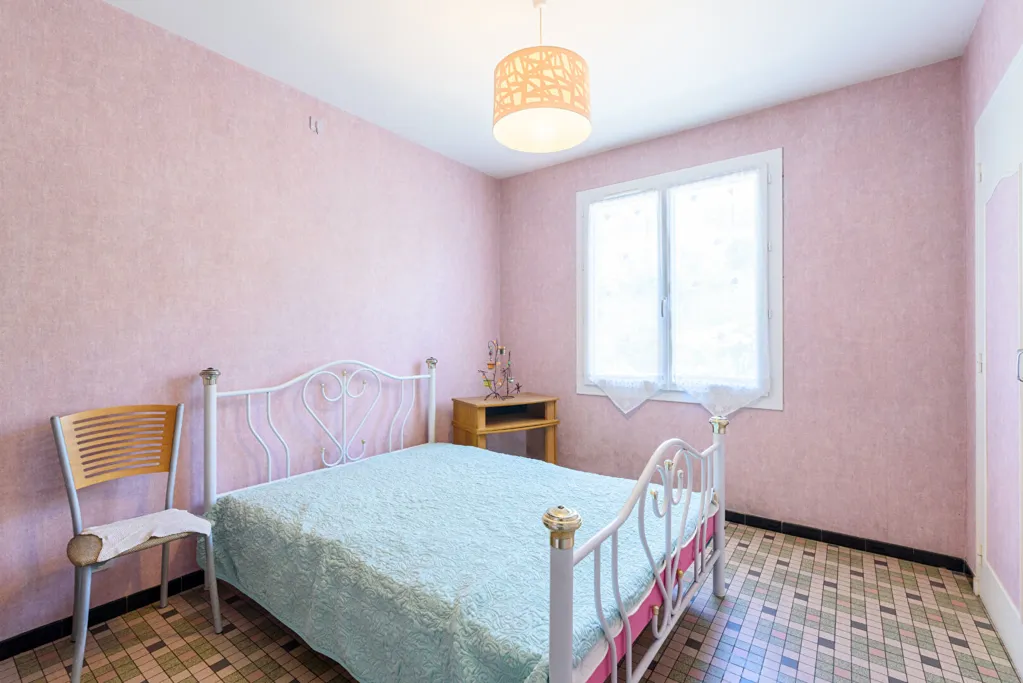 Camere da letto - House with Pyrenees View in Quiet Setting