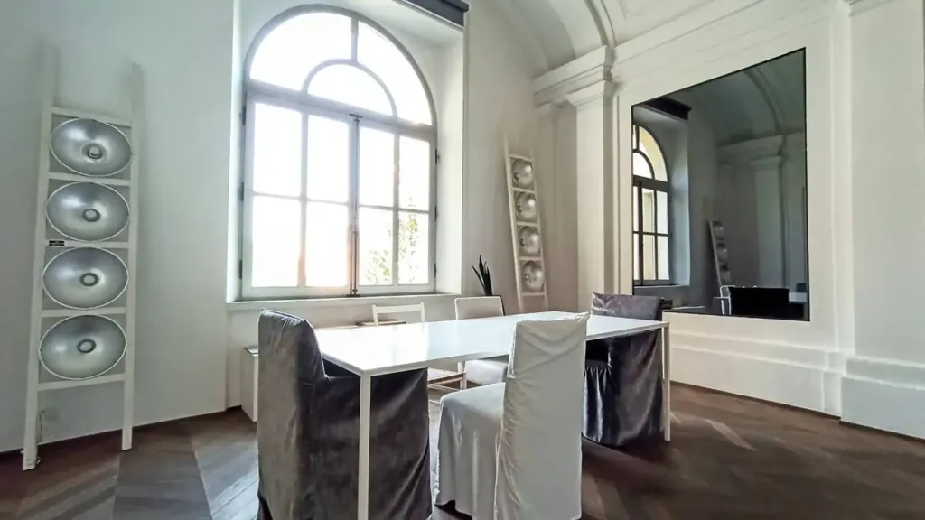 Söögituba - Historic Two-Bedroom Apartment in Capodimonte, Ancona