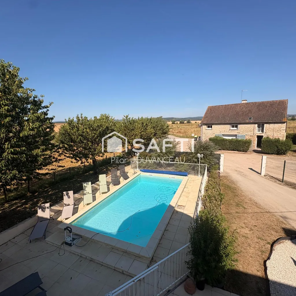 Bassein - Characterful Estate with Pool in Fontaines