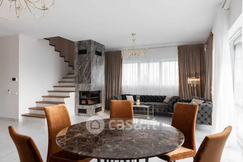 Söögituba - Apartment with Balcony in Potenza