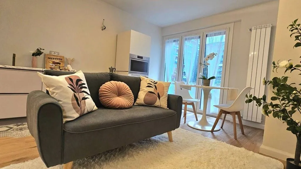 Elutuba - Luxury Flat with Balcony in Milan
