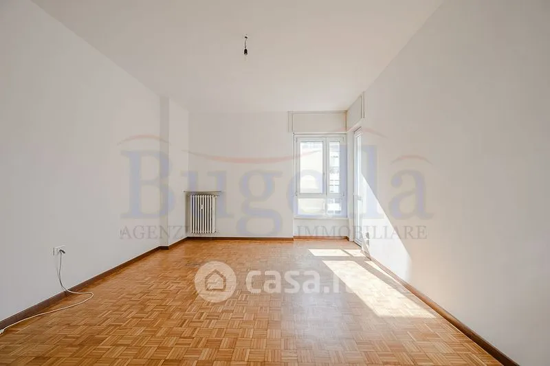 Pièces - Rear-Facing Apartment with Balcony in Cossato