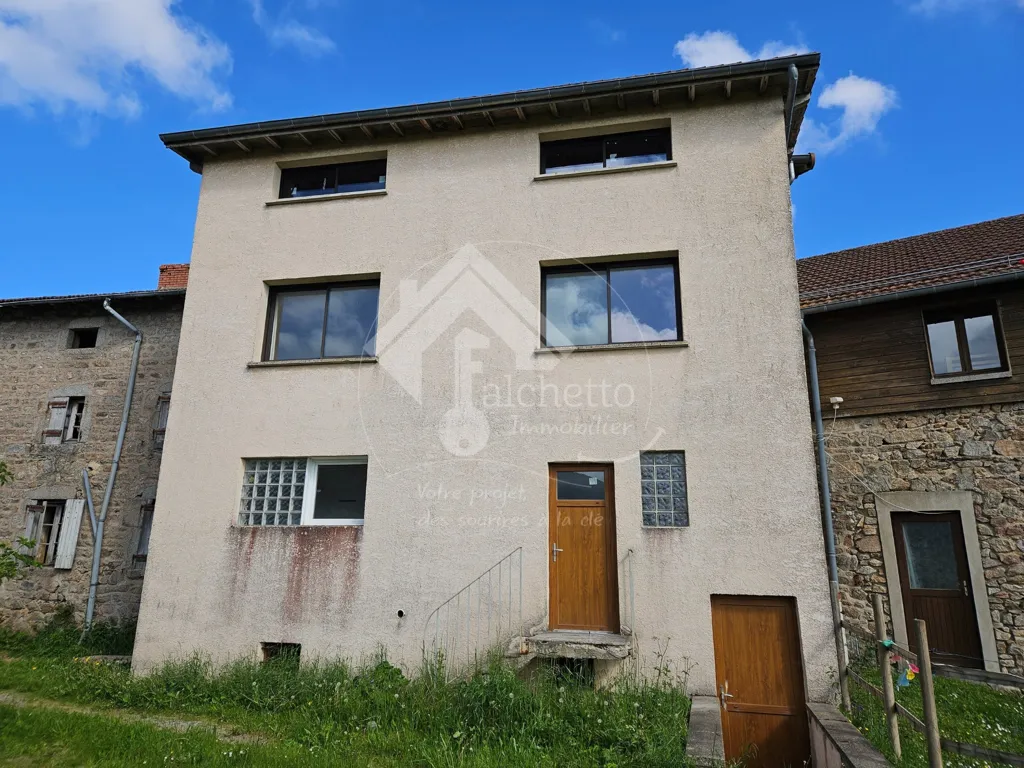 Välivaade - Commercial Property with Development Potential in St Nicolas des Biefs