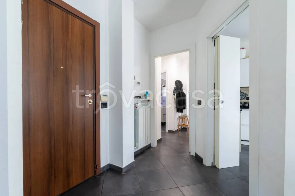 hallway_entrance