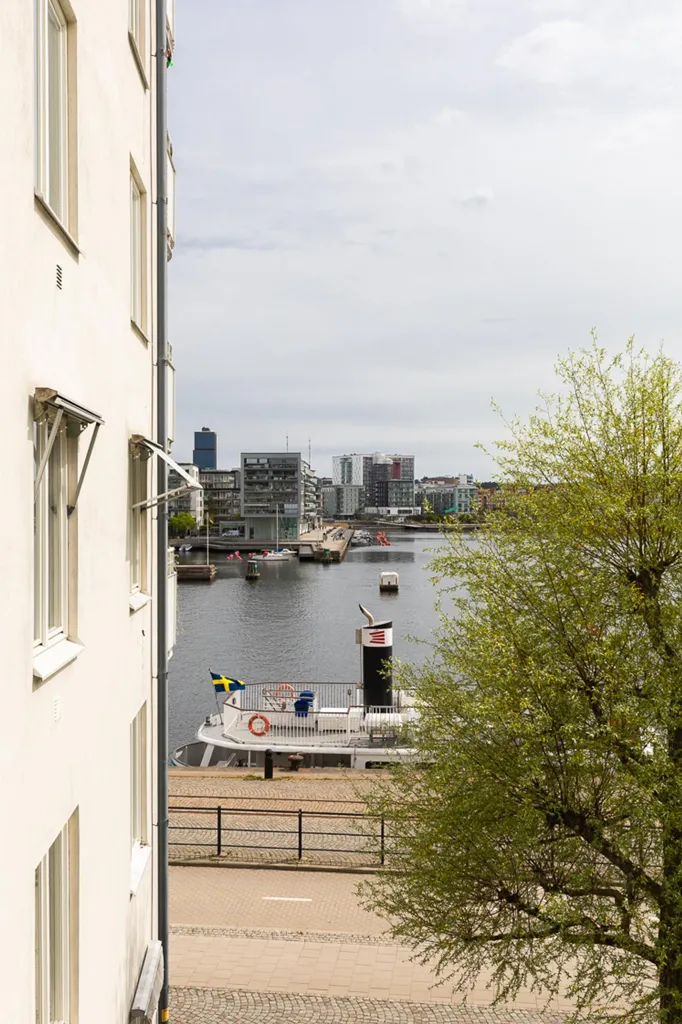 Rõdu - Apartment with Balcony on Tegelviksgatan, Södermalm