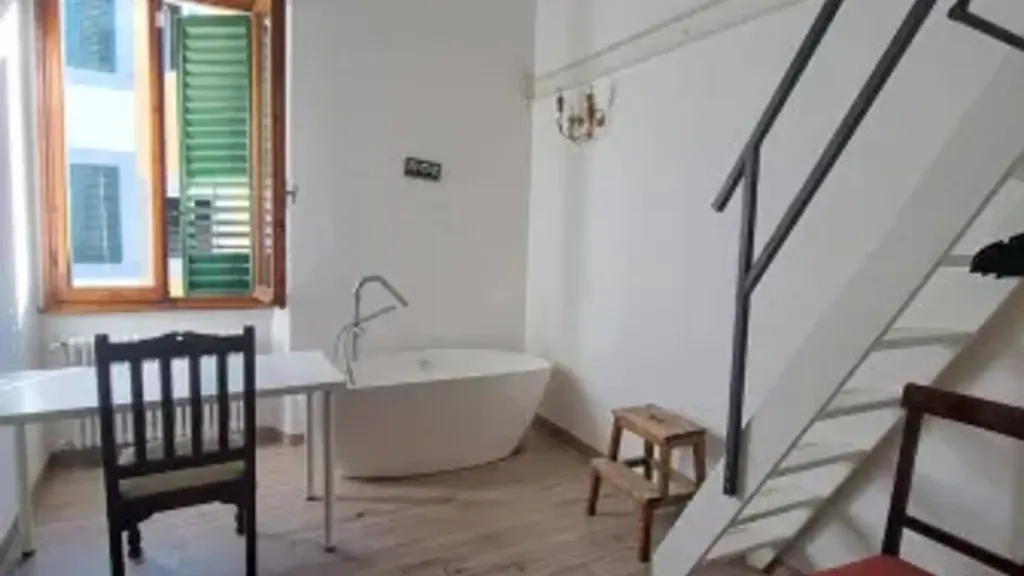Chambres - Central Apartment with Recent Renovation in Florence