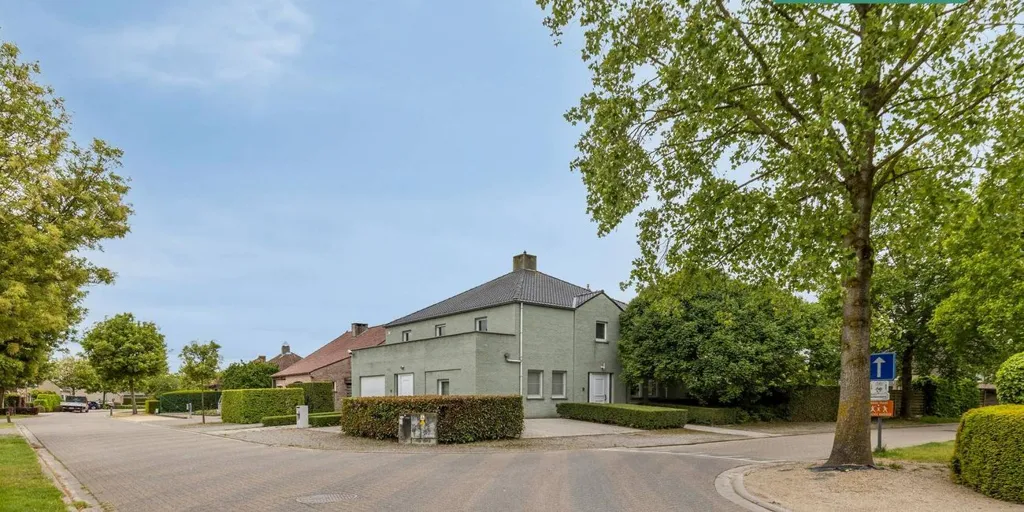 Extérieur - Maison avec Espace Bureau dans le Quartier Prisé de Hoogstraten