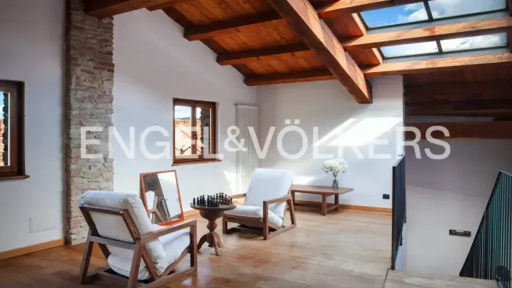 Toad - Rustic Casale with Panoramic Views in Dogliani