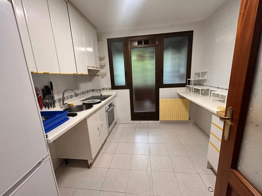 Köök - Apartment with Pool in Tres Cantos