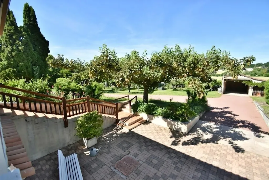 Terrazza - Well-Maintained House with Garden in Fleac