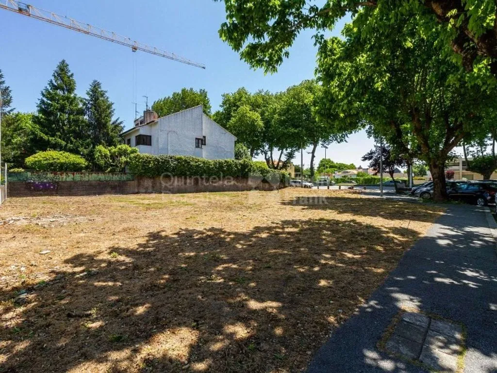 Jardin - Land with Planning Permission in Matosinhos