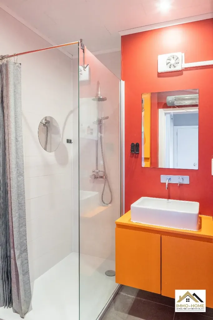 Bagni - Bright Apartment with 3 Bedrooms in Sint-Amandsberg
