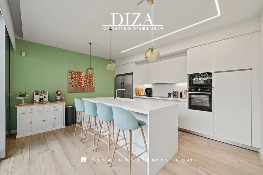 Cuisine - Luxury Villa with Pool in Alcobendas