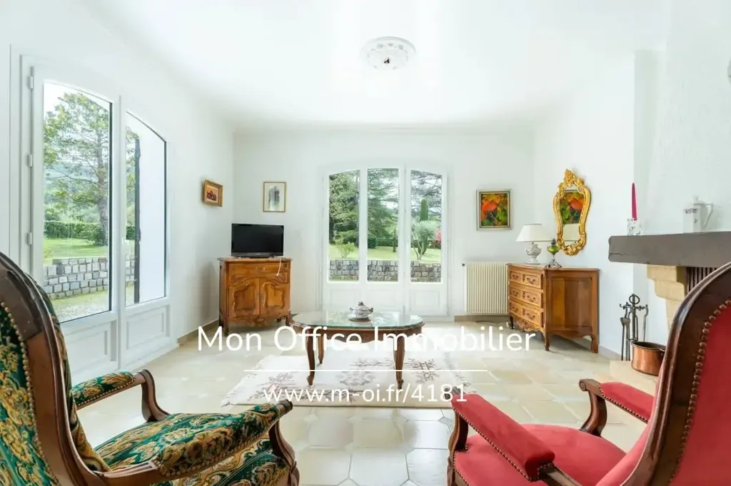 Elutuba - Charming House with Garden in Trets